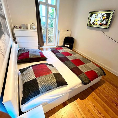 Doppelzimmer Mit Terrasse In Privatem Zuhause Lubecca Esterno foto