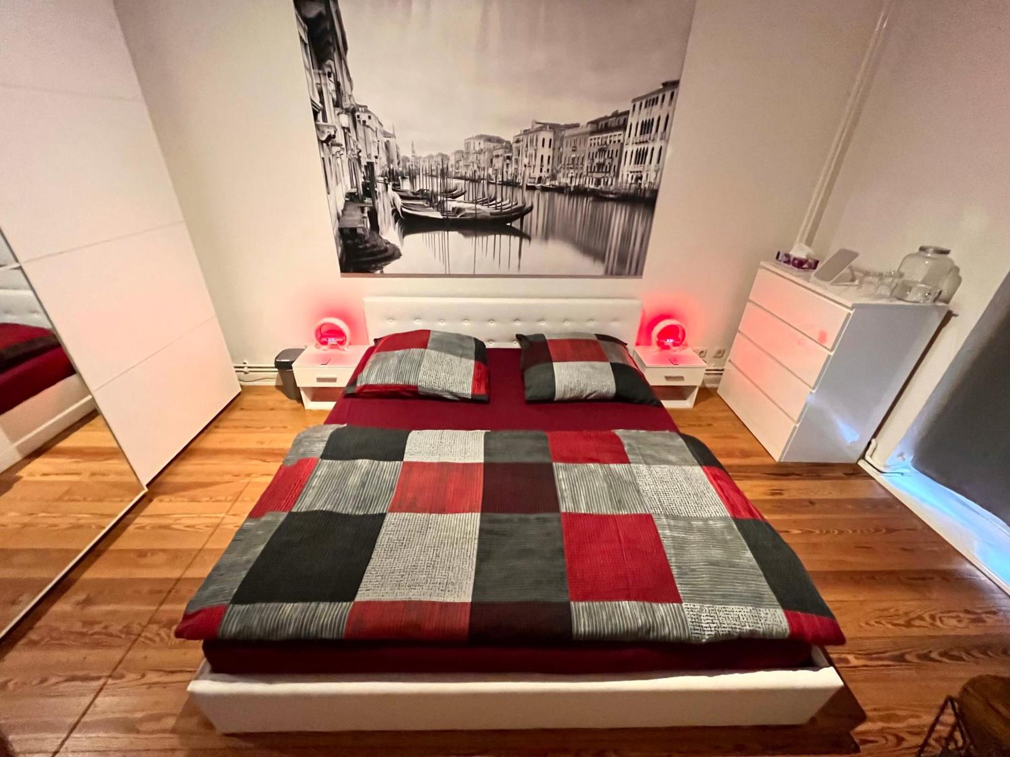 Doppelzimmer Mit Terrasse In Privatem Zuhause Lubecca Esterno foto