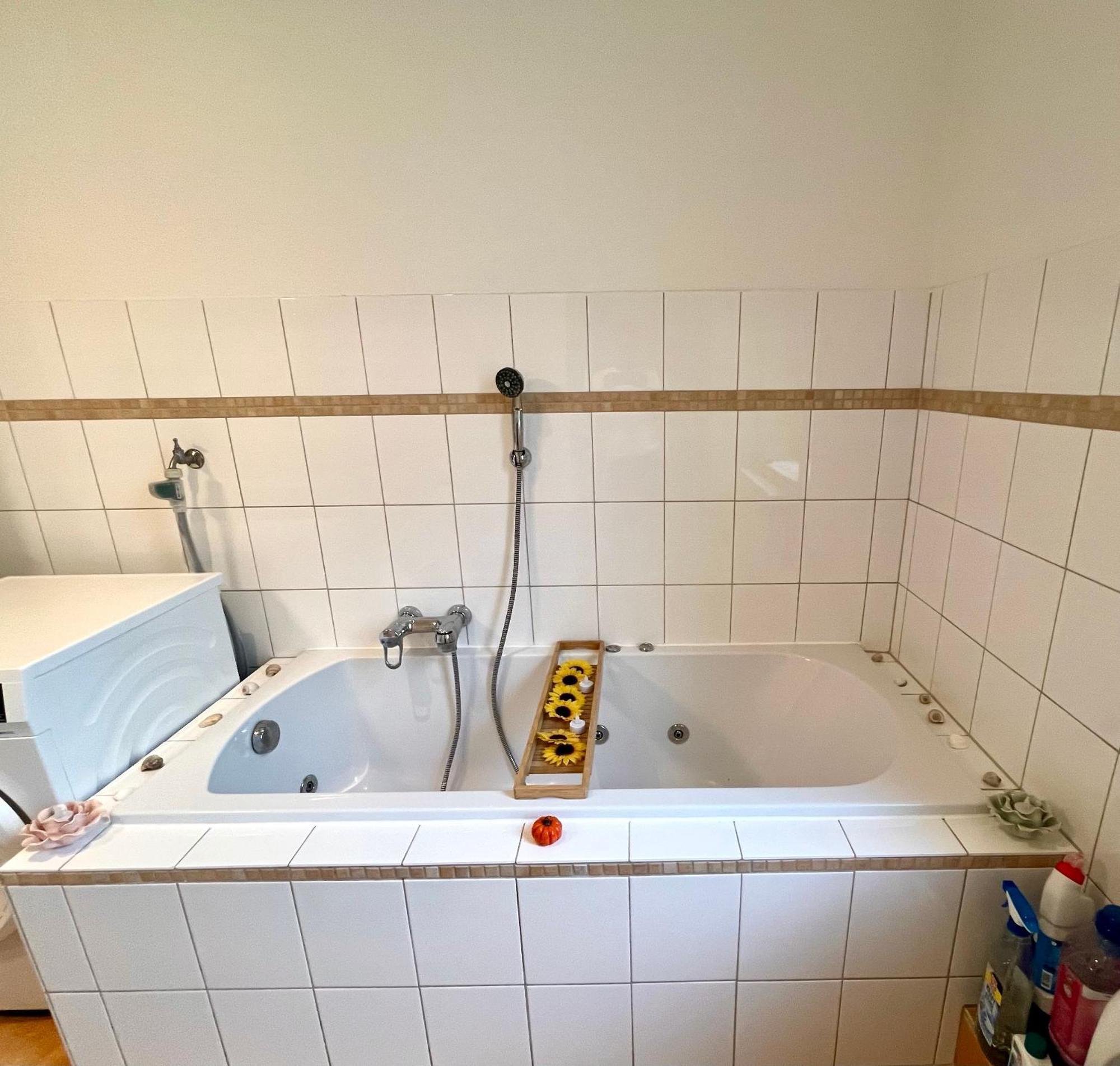 Doppelzimmer Mit Terrasse In Privatem Zuhause Lubecca Esterno foto